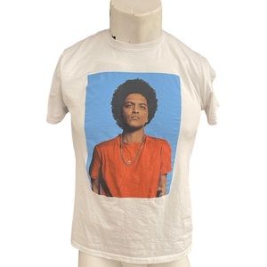 Bruno Mars 24K Magic Concert T-Shirt : Adult Unisex Medium